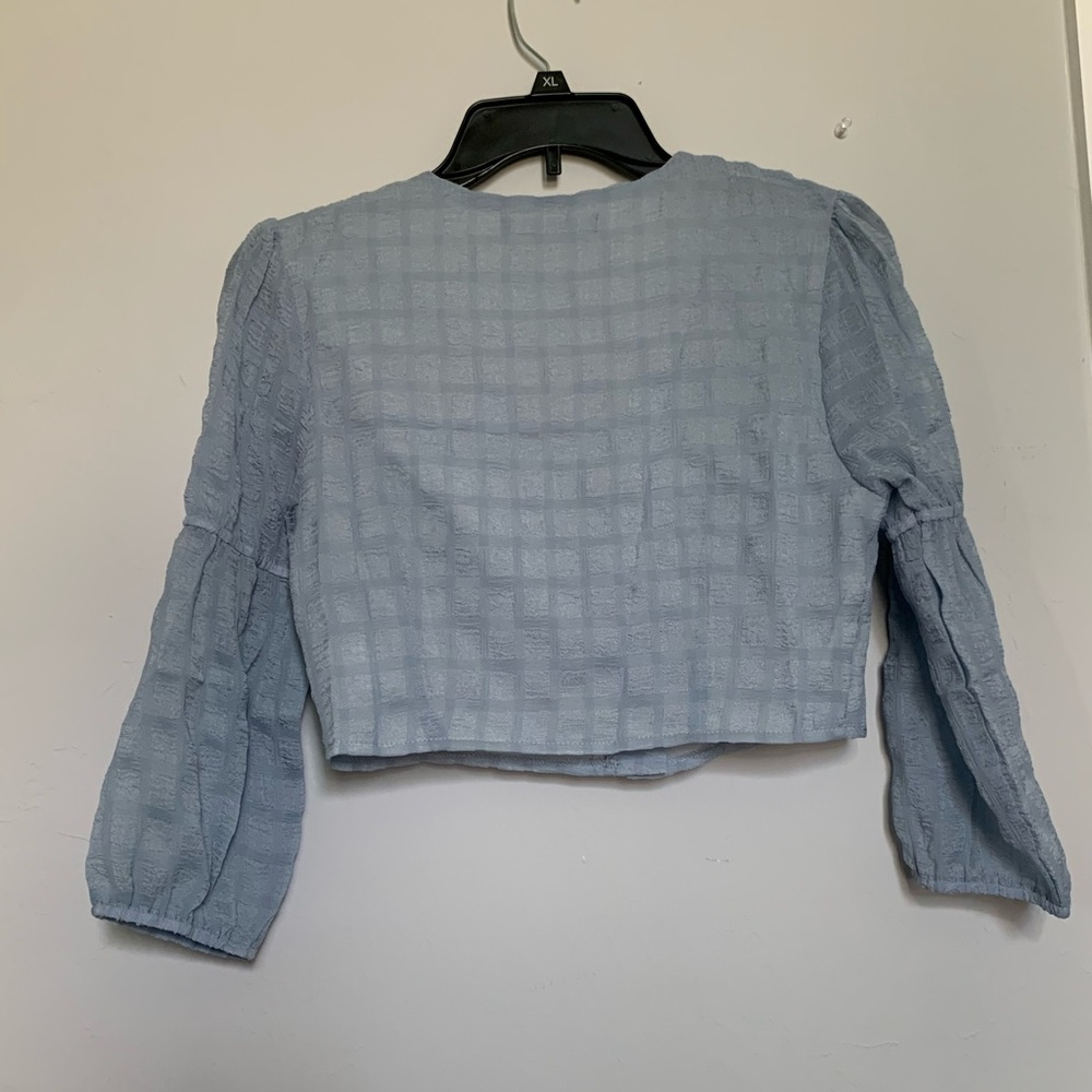 Blue button up crop top - Picture 2 of 2